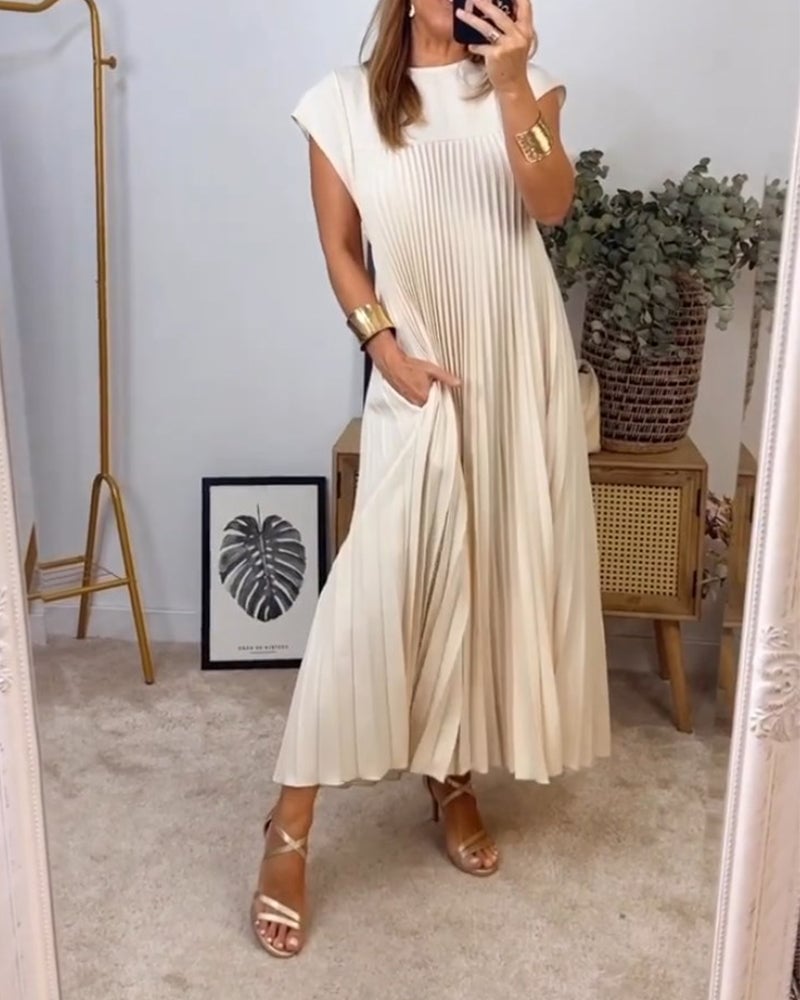 Linda | Stylish Flowing Pleated  Dress