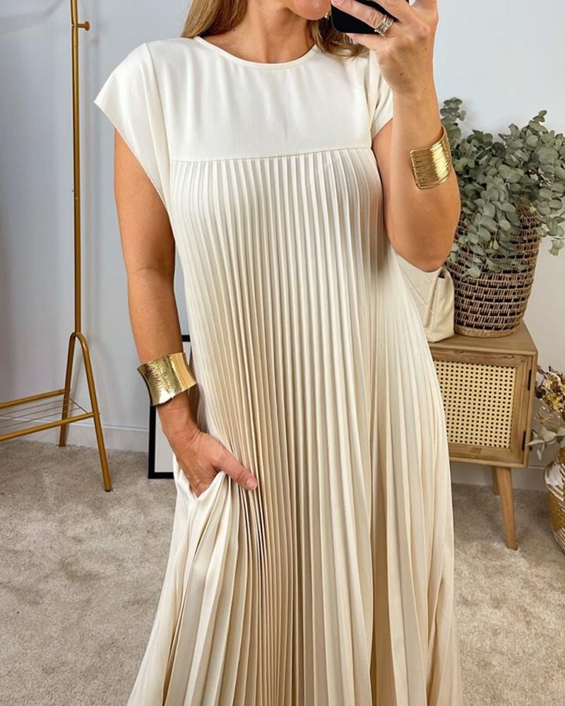 Linda | Stylish Flowing Pleated  Dress