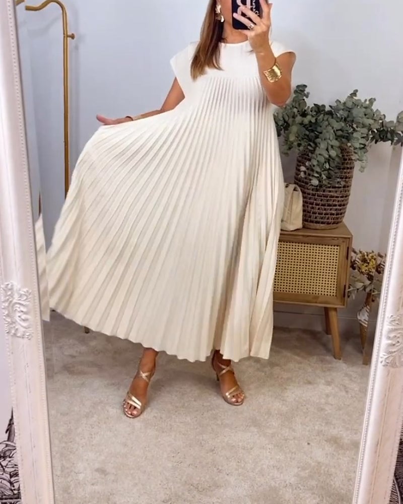 Linda | Stylish Flowing Pleated  Dress