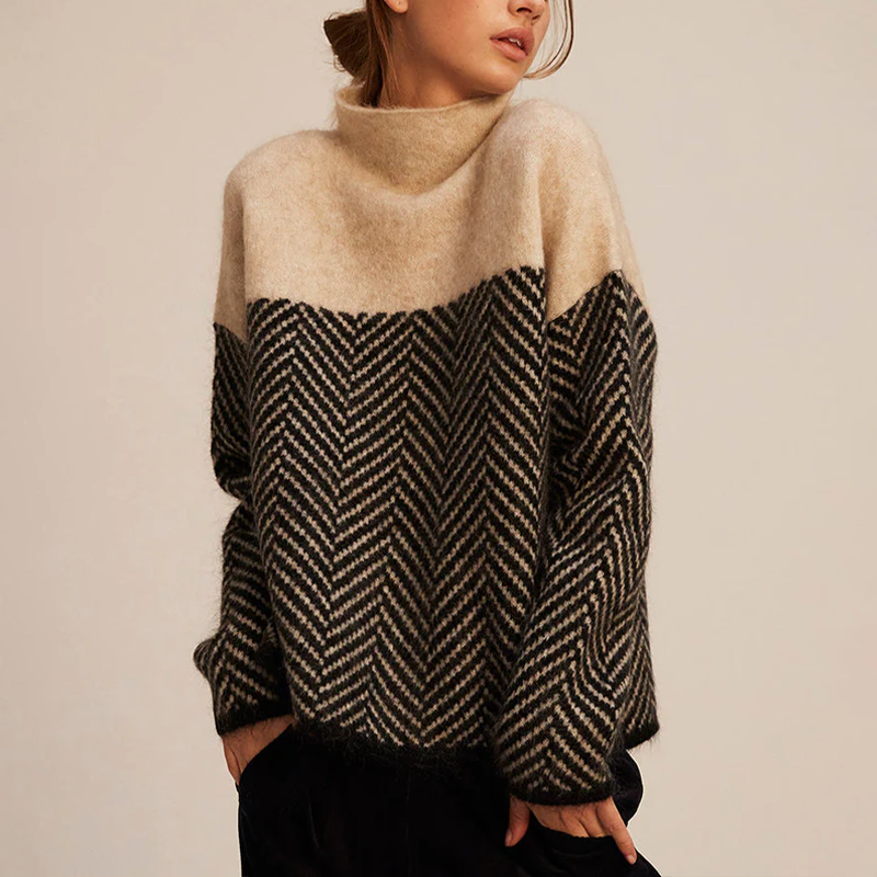 Kiki™ - Cashmere Turtleneck