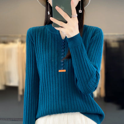 Rene™ | Knitted pullover with V-neck